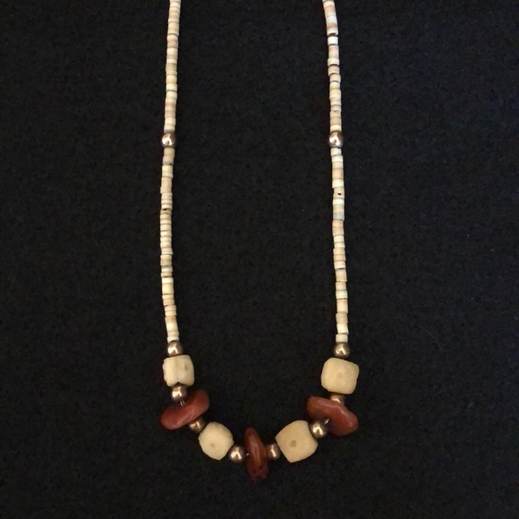 VTG Gold,Bone and Stone Beaded Necklace Natural Tones
Stamped 1/20 12KG Filled - Picture 2 of 5